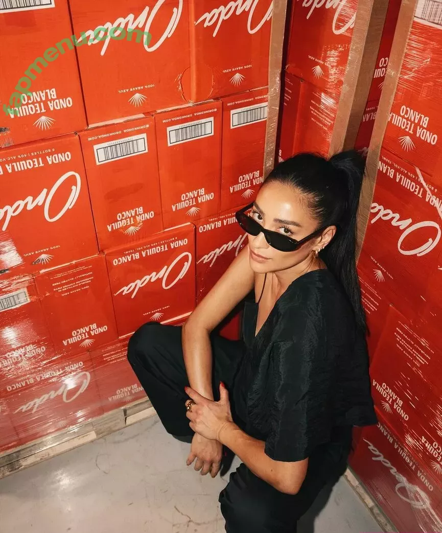 Shay Mitchell nude photo #0346 (shaymitchell)