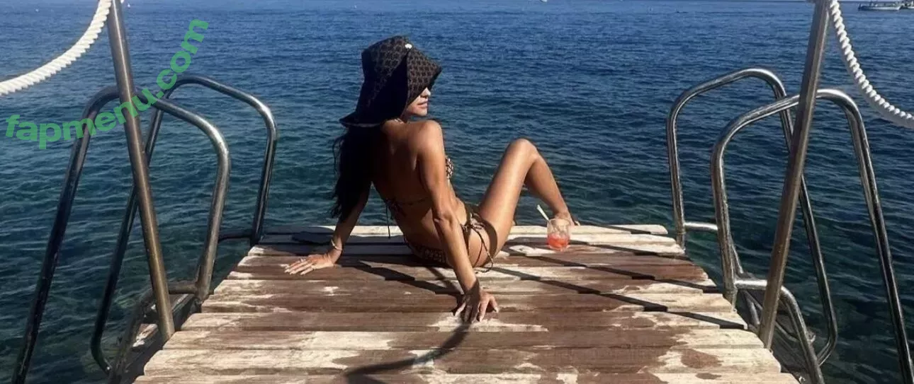 Shay Mitchell nude photo #0385 (shaymitchell)