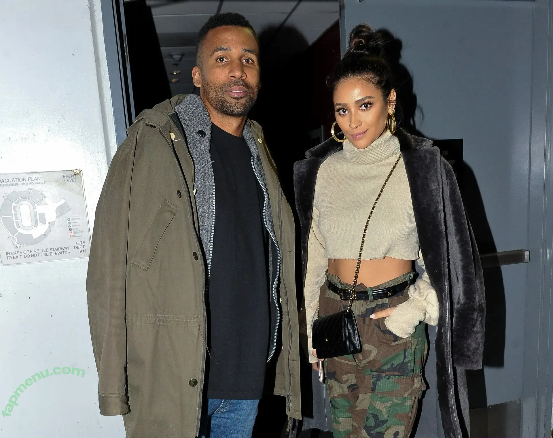 Shay Mitchell nude photo #0806 (OfficialShayMitchell / shaymitchell)