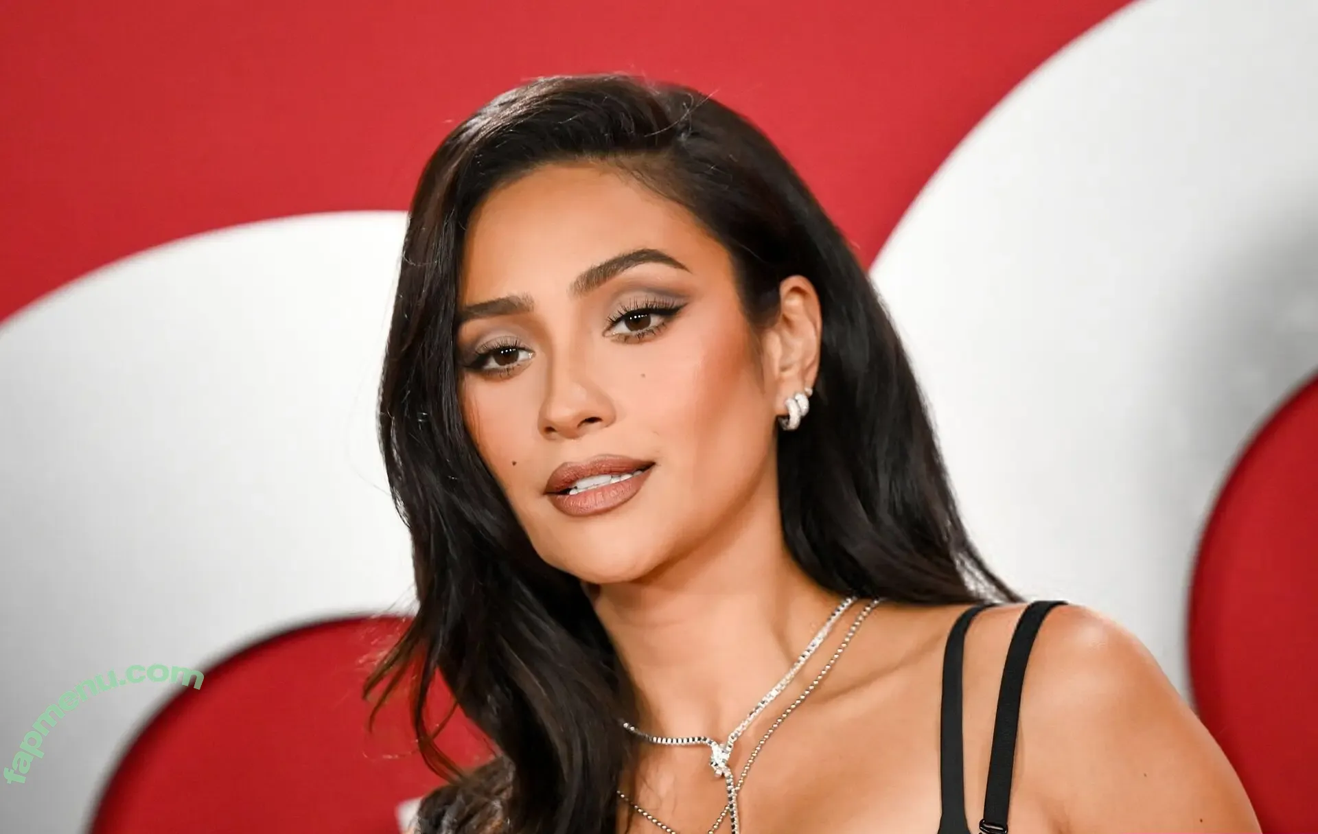 Shay Mitchell nude photo #0856 (OfficialShayMitchell / shaymitchell)