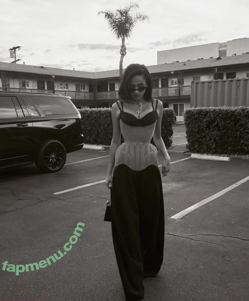 Shay Mitchell nude photo #0869 (OfficialShayMitchell / shaymitchell)