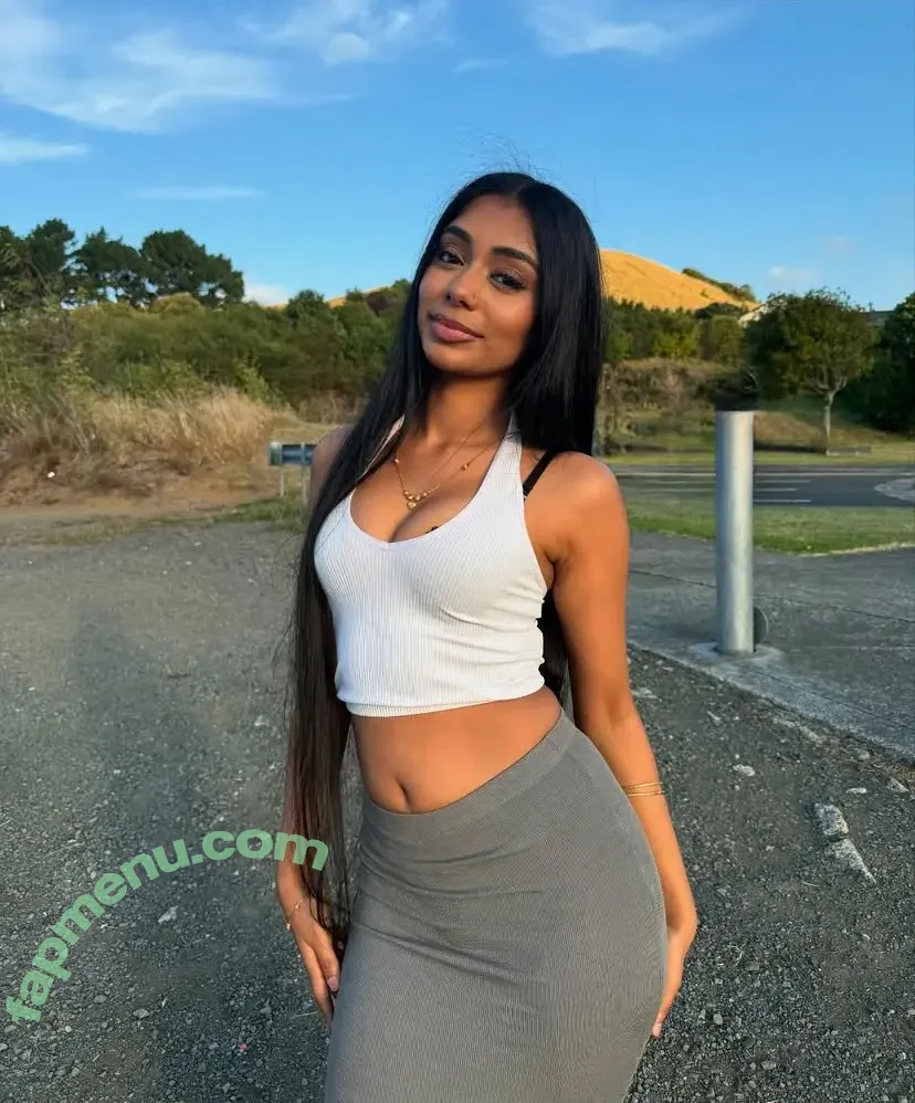 shayal2003 nude photo #0001 (shayal2003)