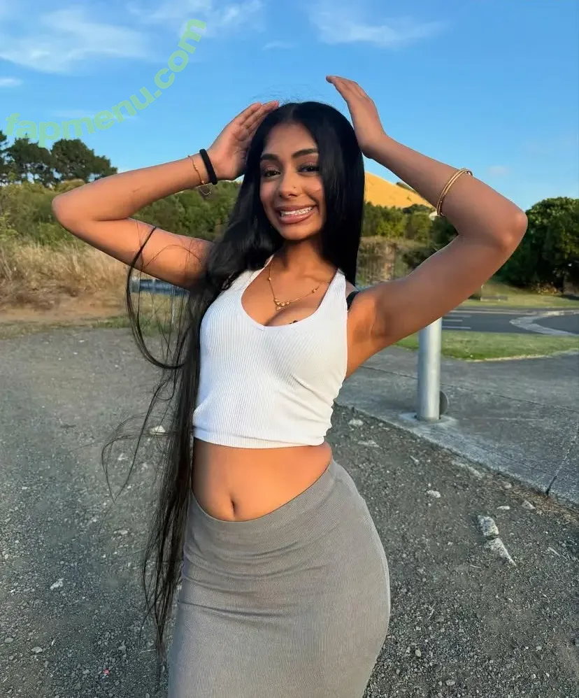 shayal2003 nude photo #0004 (shayal2003)