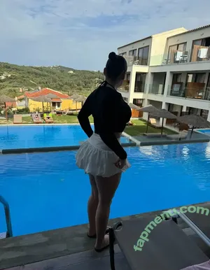  nude photo #0005
