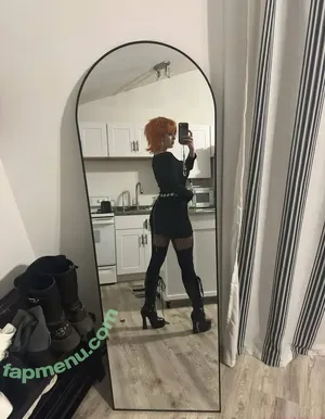 Shea Briar / SheaBriar / briarbaby21 / shea.briar / shea_briar / sheasbriarpatch nude photo #0229