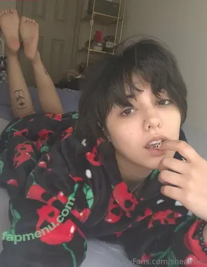 Shea Briar / SheaBriar / briarbaby21 / shea.briar / shea_briar / sheasbriarpatch nude photo #0345