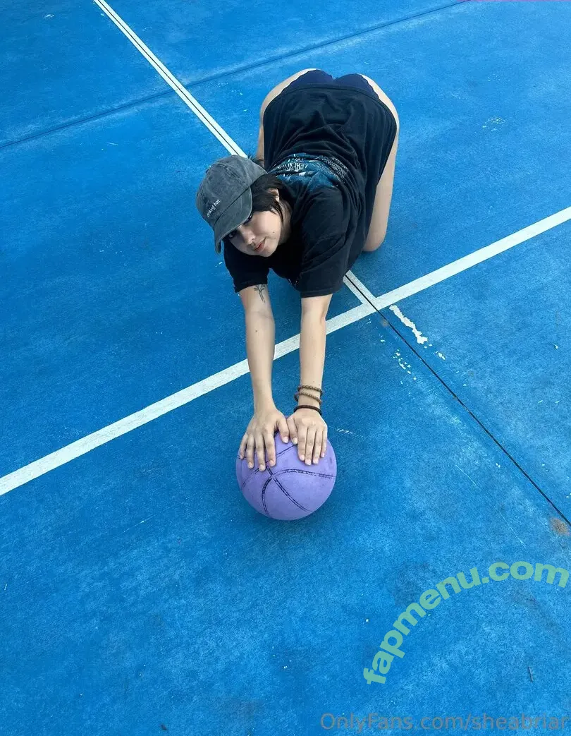 Shea Briar nude photo #0404 (SheaBriar / briarbaby21 / shea.briar / shea_briar / sheasbriarpatch)