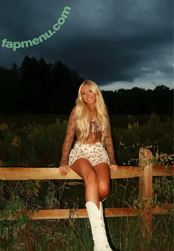 Shea Contillo nude photo #0040 (sheacontillo)