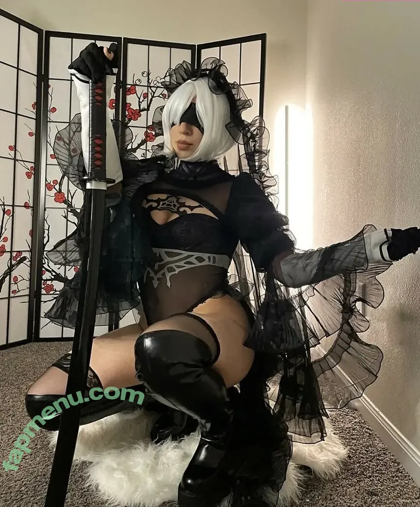 Sheeghoe nude photo #0013 (melkyfit_galaxy)