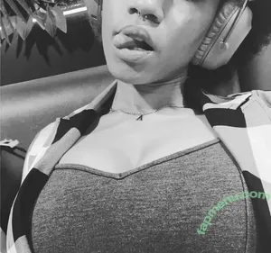 Shego.shegone nude photo #0007