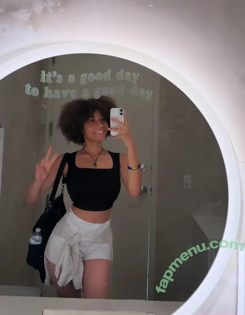 Shego.shegone nude photo #0023 (Shego.shegone)