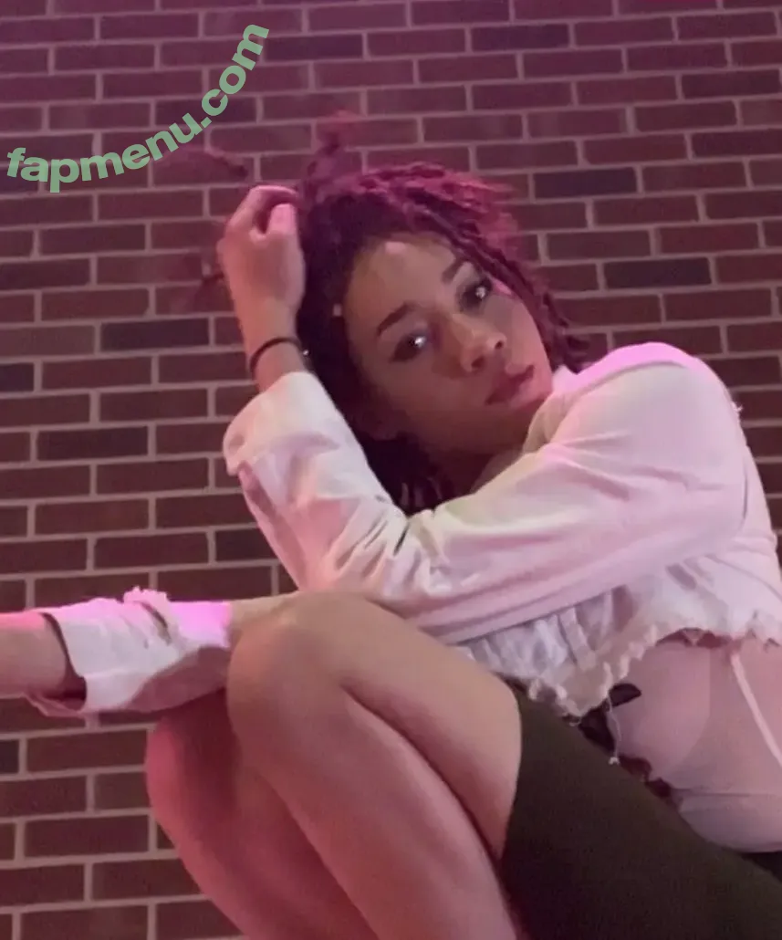 Shego.shegone nude photo #0035 (Shego.shegone)