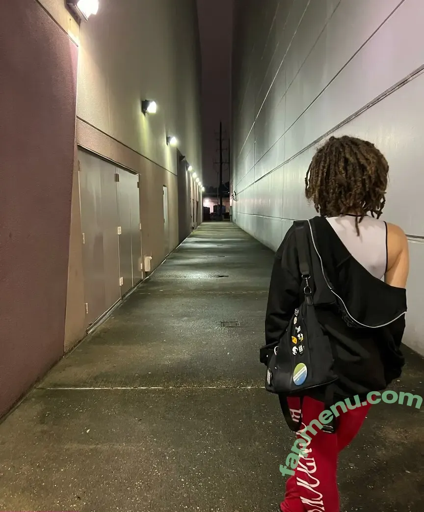 Shego.shegone nude photo #0044 (Shego.shegone)