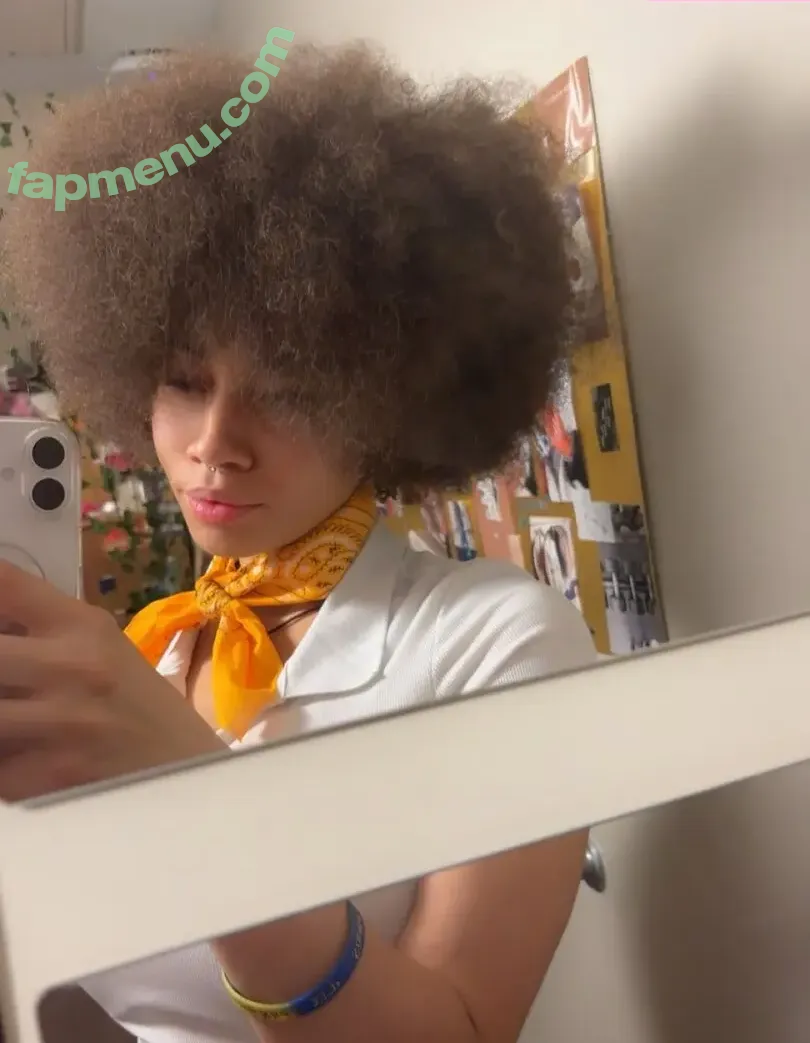 Shego.shegone nude photo #0055 (Shego.shegone)