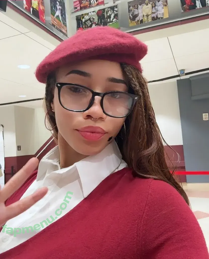 Shego.shegone nude photo #0063 (Shego.shegone)