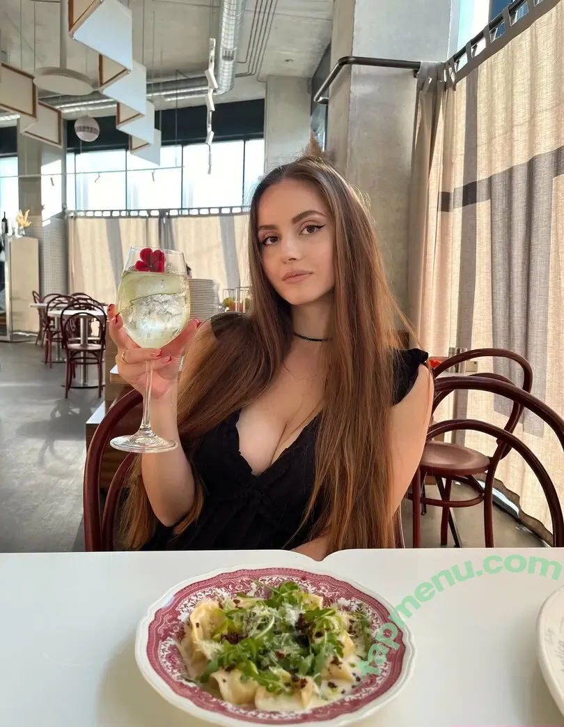 sheila.loginova nude photo #0007 (sheila.loginova)