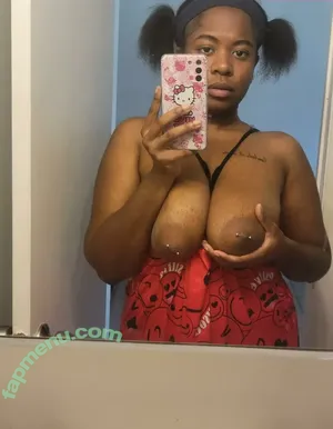 sheisjadeegold / that.shepherd.girl nude photo #0003