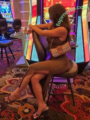 Shelby Abbott / shelbyabbott11 / simplyyhott nude photo #0128