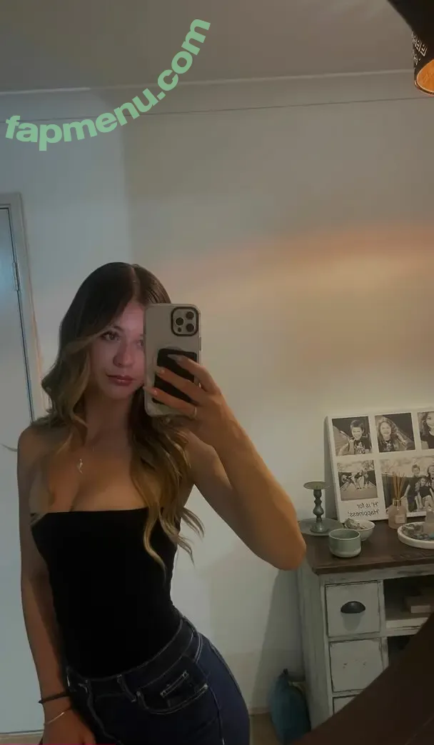 Shelby Fyfe nude photo #0022 (shelbyfyfe)