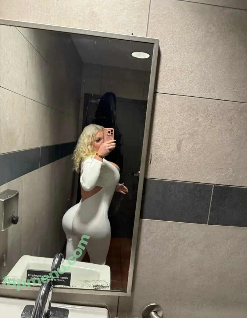 shelbymayyye nude photo #0021 (shelbymay392)