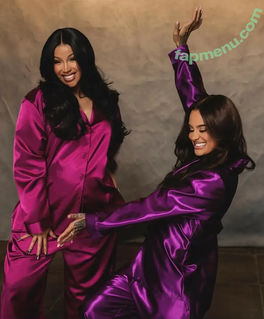 Shelley Louise nude photo #0041 (shelleylouise100 / shelleyuncensored)