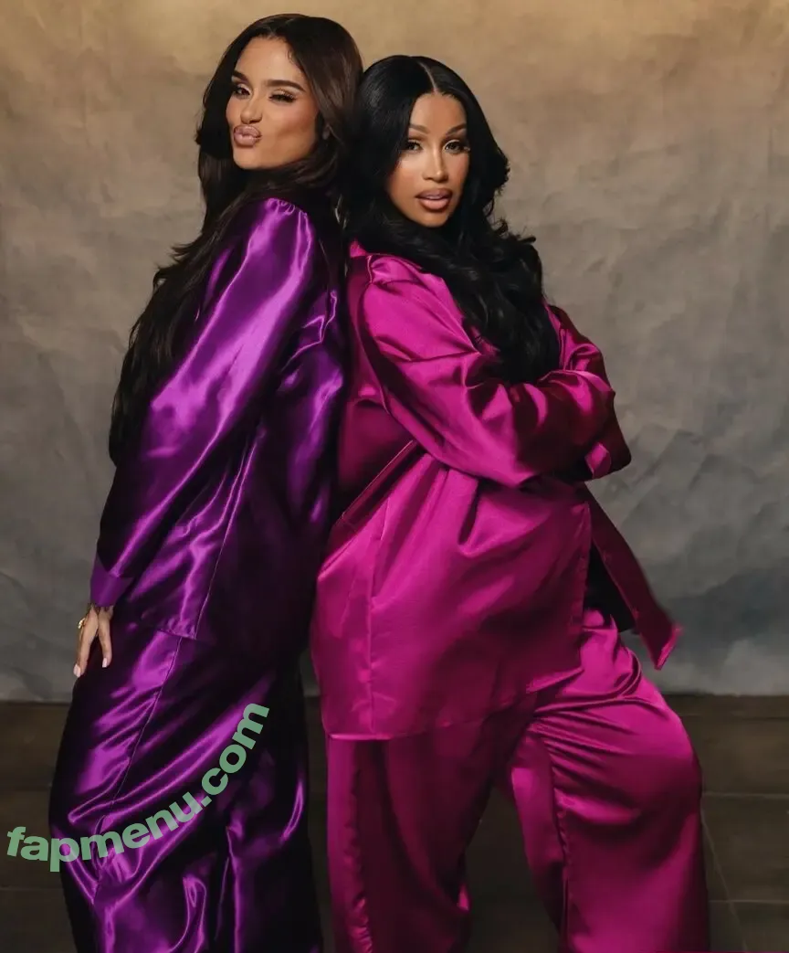 Shelley Louise nude photo #0043 (shelleylouise100 / shelleyuncensored)