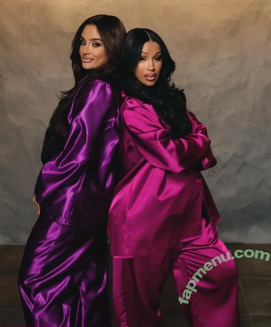 Shelley Louise nude photo #0044 (shelleylouise100 / shelleyuncensored)