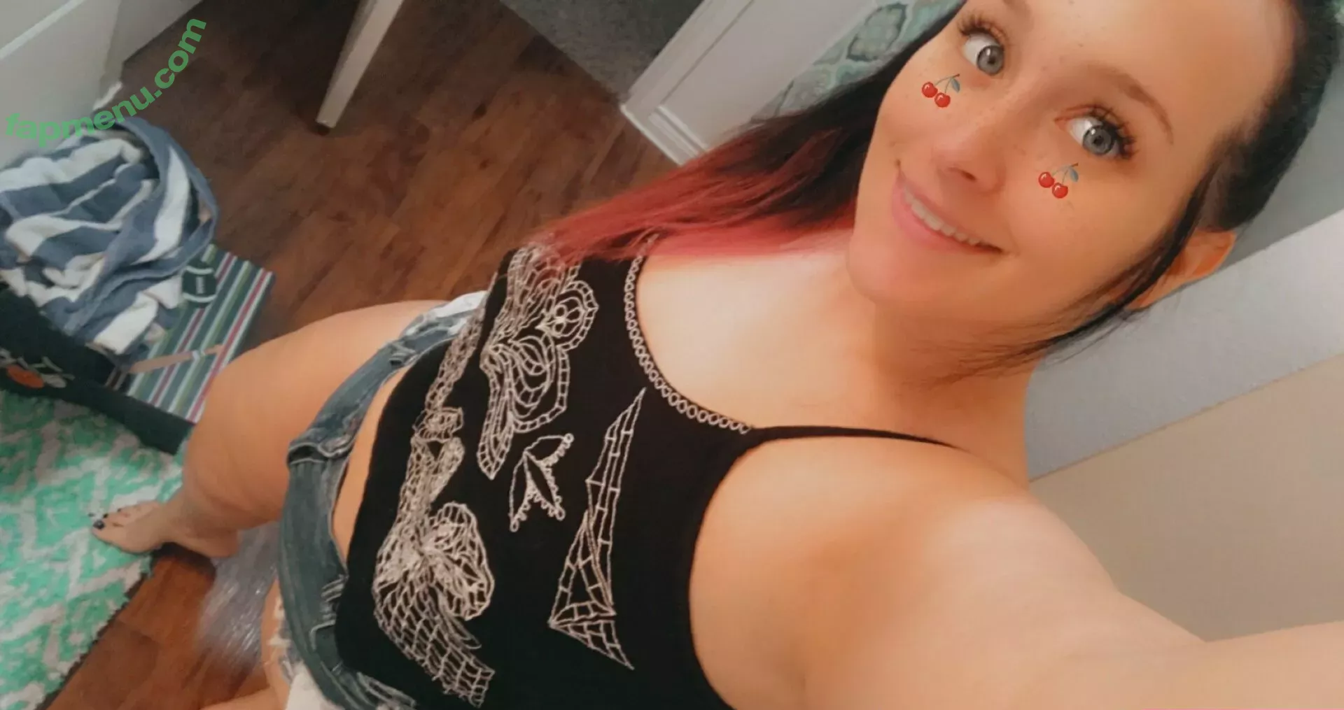 shellycream nude photo #0032 (bignsmalllovethemall)