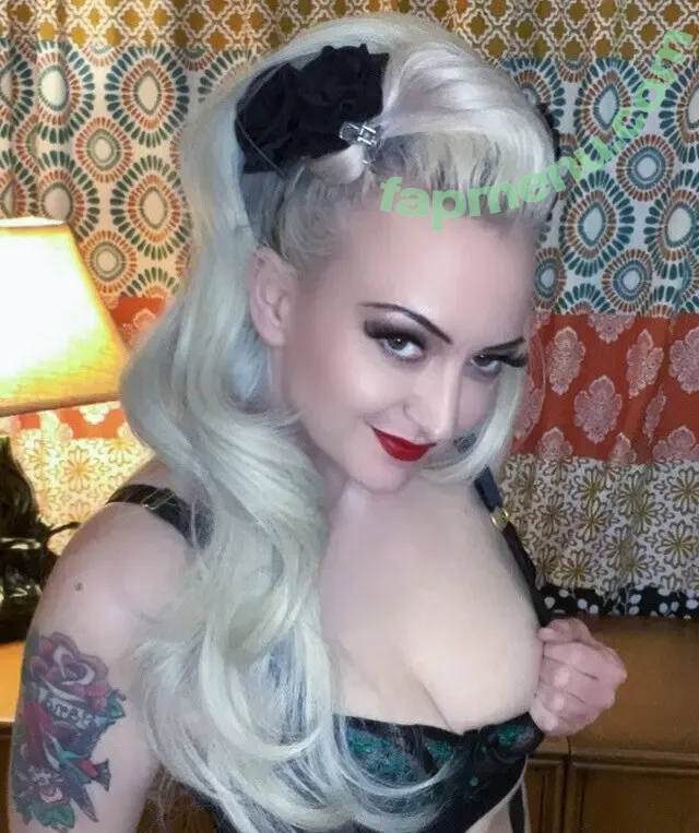 shellygalore nude photo #0014 (shellygalore)