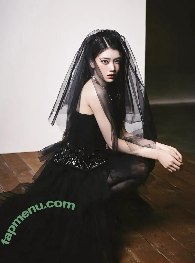 Shen Xiaoting nude photo #0048 (whosxiaoting_)