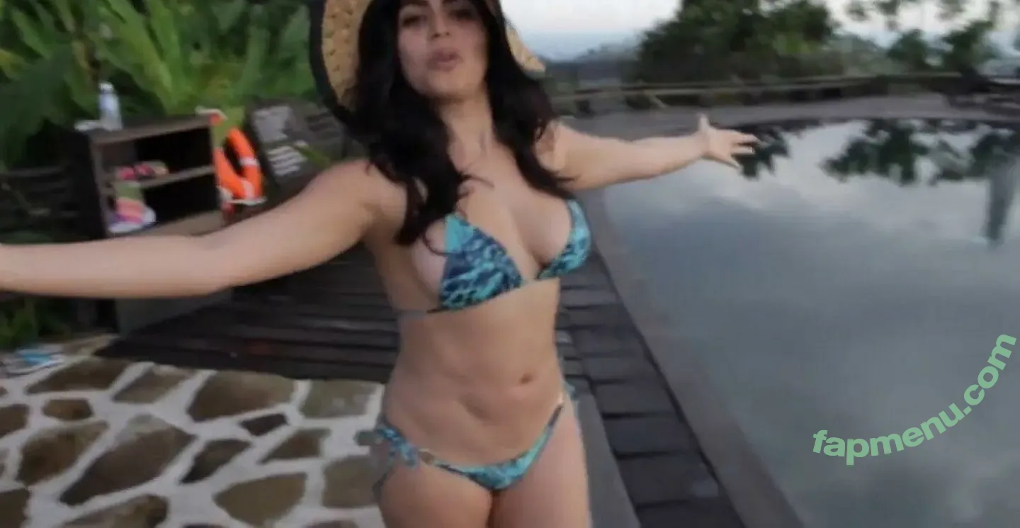 Shenaz Treasury nude photo #0006 (Shenaz Treasury)