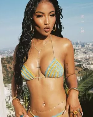 Shenseea nude photo #0010