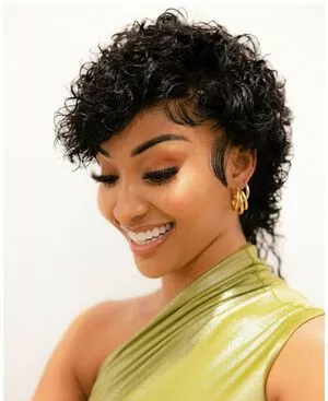 Shenseea nude photo #0025