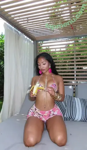 Shenseea nude photo #0281