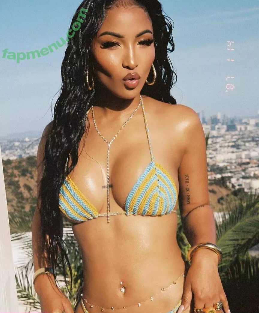 Shenseea nude photo #0010 (Shenseea)
