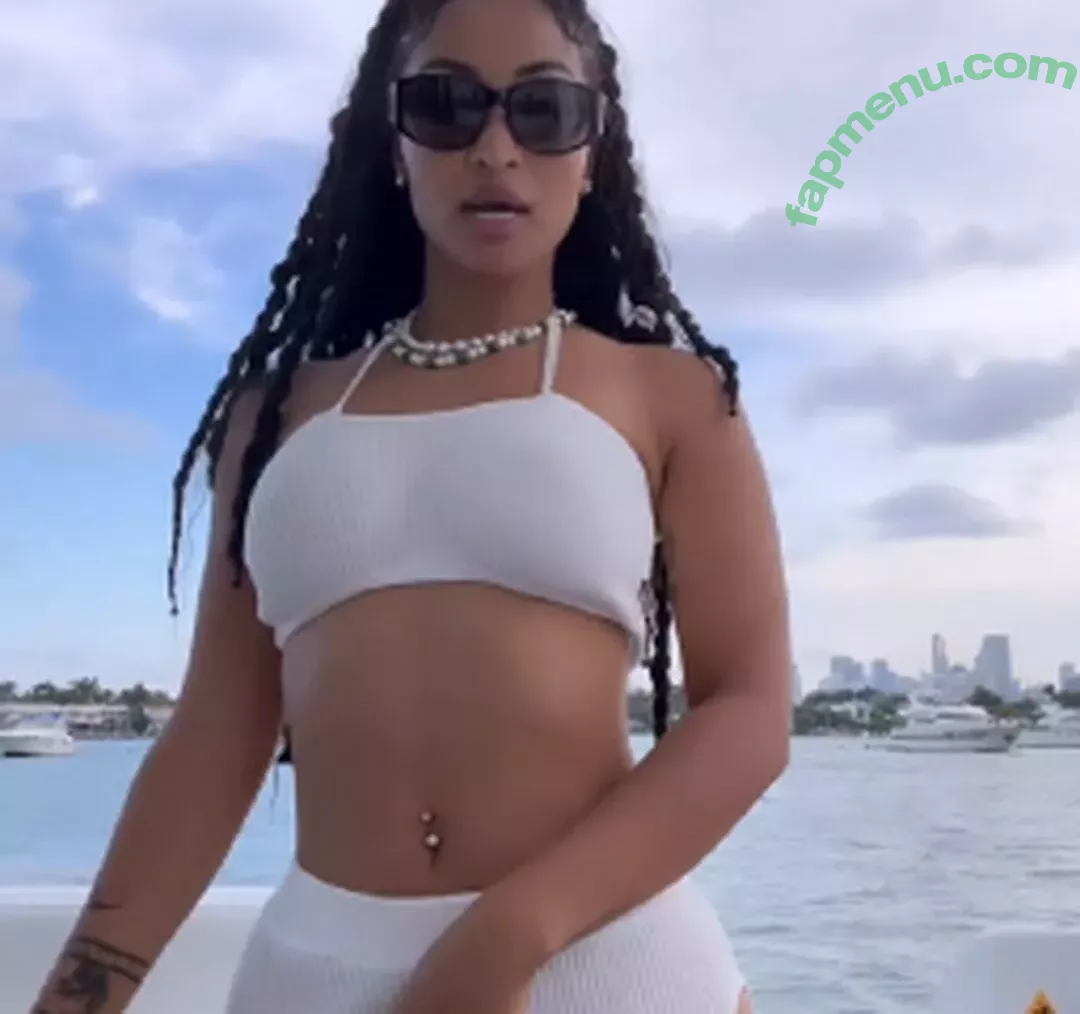Shenseea nude photo #0040 (Shenseea)