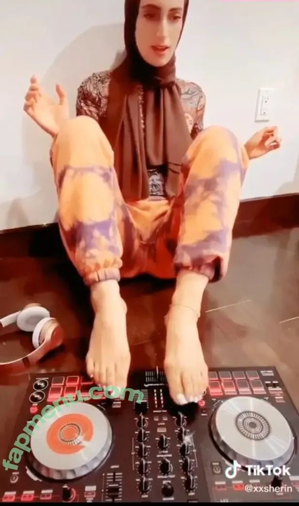 Sher Arar nude photo #0047 (dezertflake / hf33t)