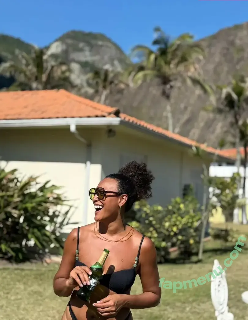 Sheron Menezes nude photo #0178 (sheronmenezzes)