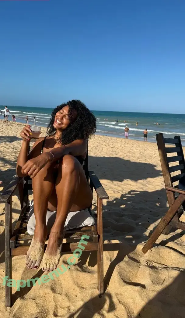 Sheron Menezes nude photo #0219 (sheronmenezzes)