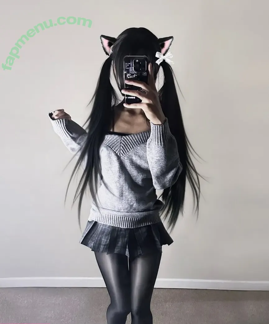 ShesnothingSpecial nude photo #0012 (ShesnothingSpecial)