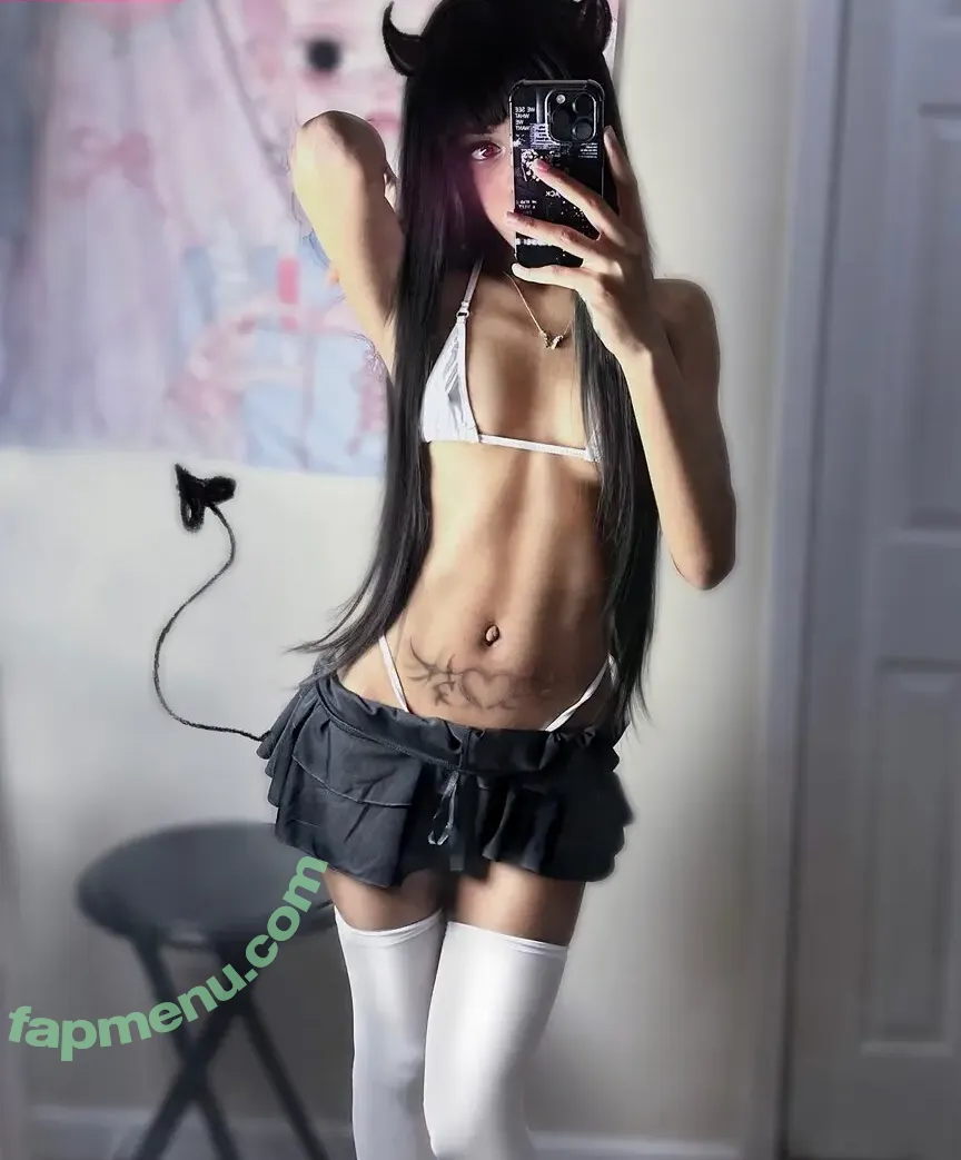 ShesnothingSpecial nude photo #0017 (ShesnothingSpecial)