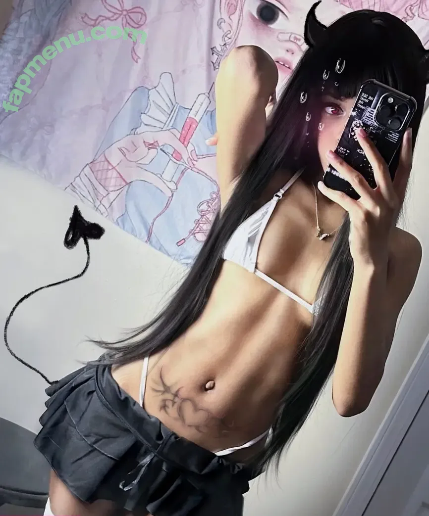 ShesnothingSpecial nude photo #0018 (ShesnothingSpecial)