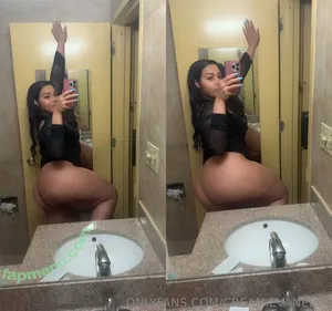  nude photo #0005