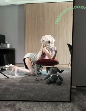 shibachipipa / fliosofem nude photo #0037
