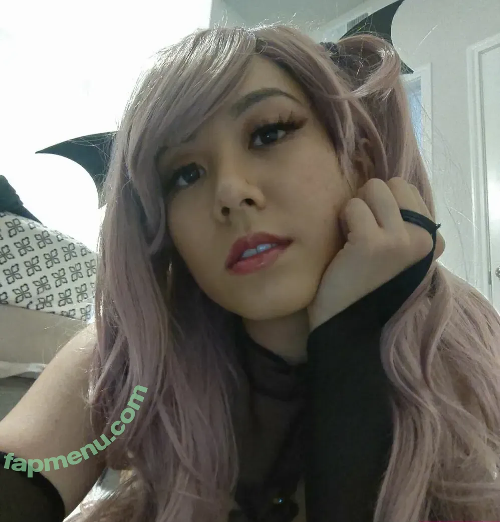 Shichaku Cosplay nude photo #0023 (shichaku_cos)