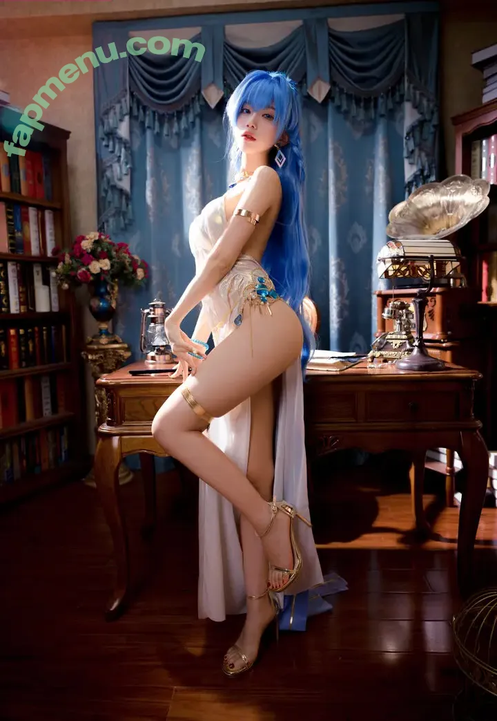 shika.xiaolu_lu nude photo #0121 (Shika / shika42516408 / 小鹿鹿)