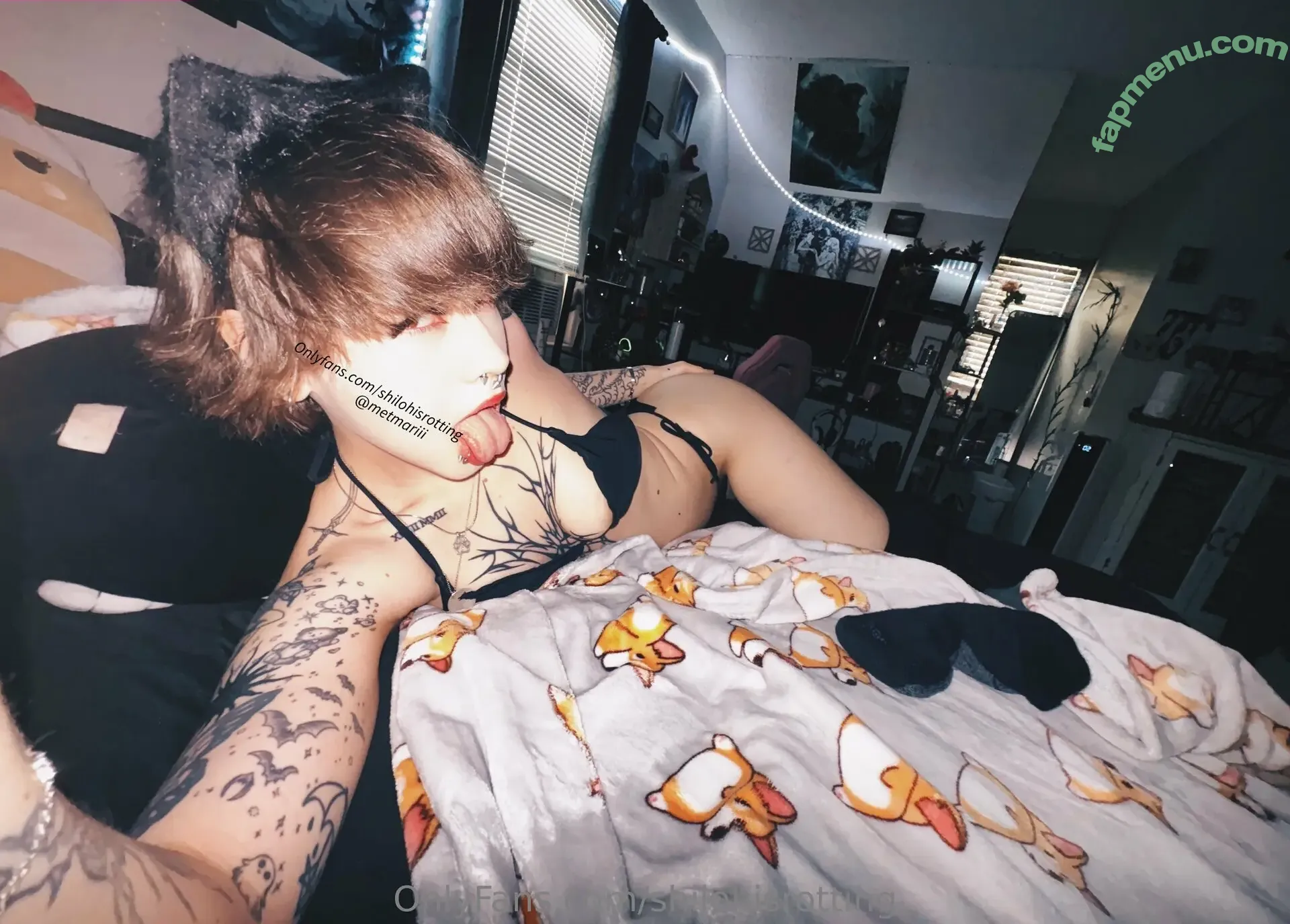 shilohisrotting nude photo #0048 (shilohisrotting)