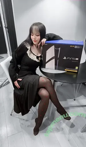 Shini Waifu / shini_waifu nude photo #0104