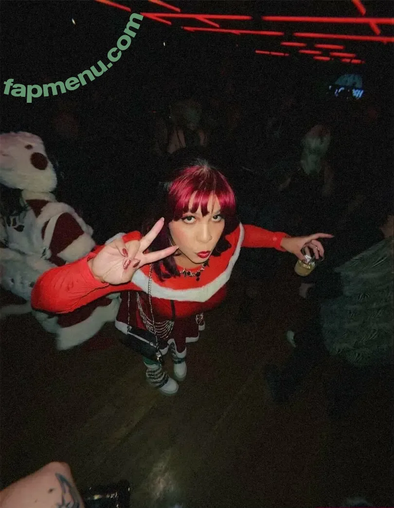 shinigamibitxh nude photo #0025 (r_shinigami_)