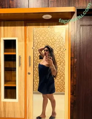 Shininggirlmaahi8297 / OFFICIALMAAHIIII8297 nude photo #0007